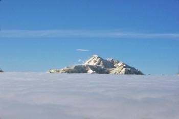 Mt McKinley Fly-by, Mount McKinley above the clouds Mt McKinley Fly-by, Mount McKinley above the clouds
